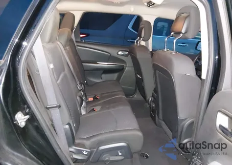 2017 Dodge Journey Sxt z USA, uszkodzony, nr VIN 3C4PDCBG6HT532723